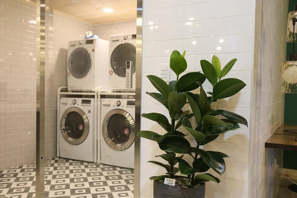 אכסניה בוסאן K 79 Guesthouse קוריאה הדרומית