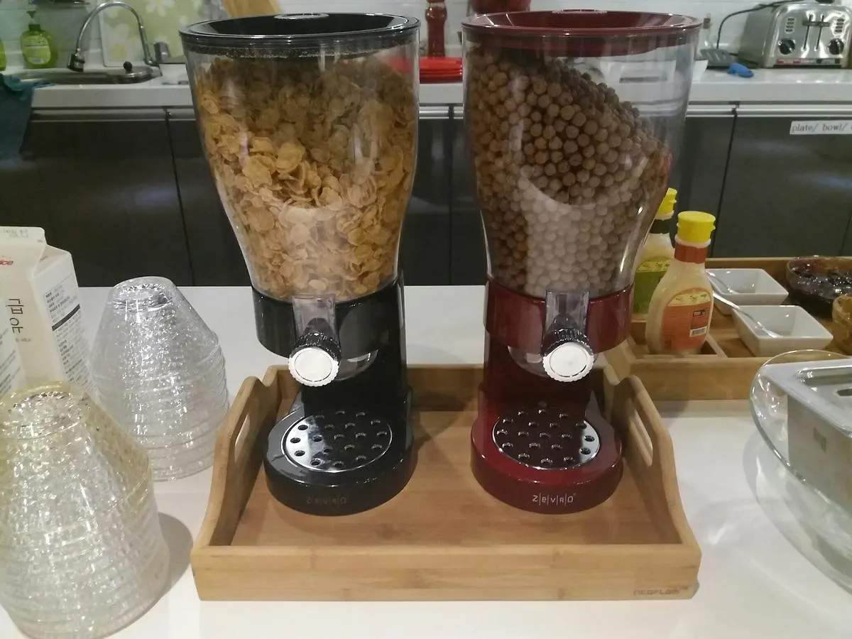 בוסאן K 79 Guesthouse אכסניה